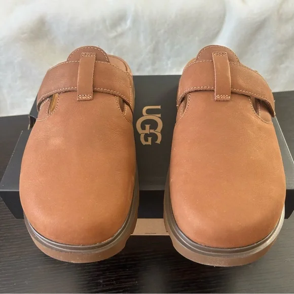 UGG MENS SOLANO LEATHER CLOG